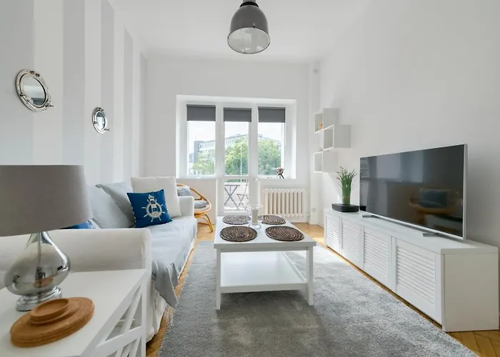 Dom & House - Marina Portowa 3 *